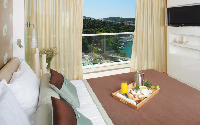 Amfora Hvar Grand Beach Resort