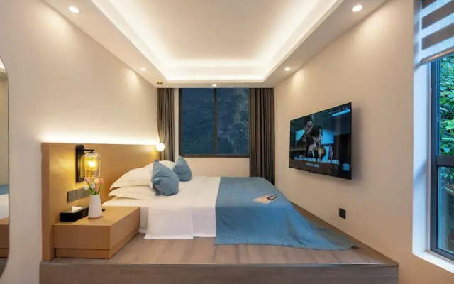 Yulong-Greenery Retreat