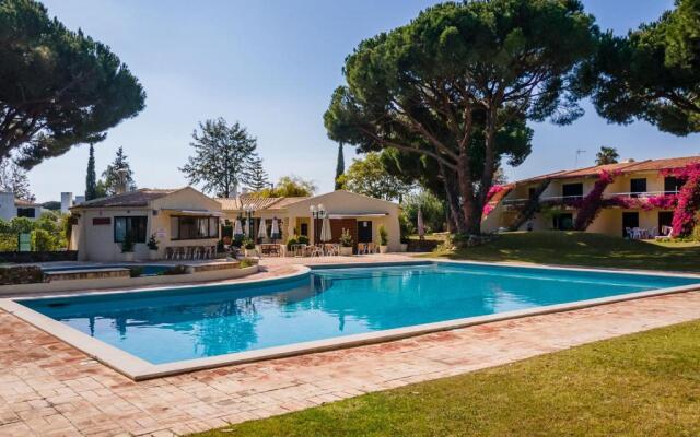 Gorgeous 2BDR Apartment W/Patio & Pool by LovelyStay