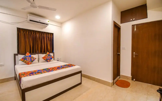 Fabhotel Moubani Residency
