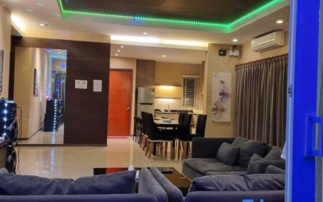 The Time Poolvilla A98