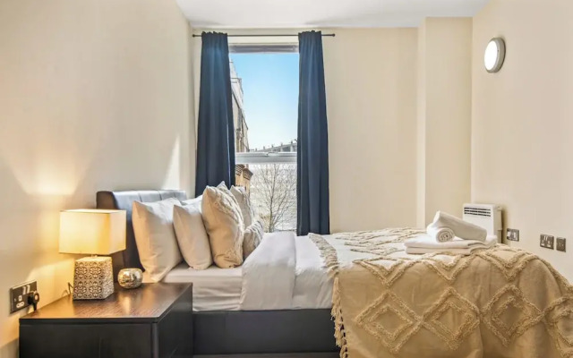 One Bed Apartment in Waterloo near Southwark