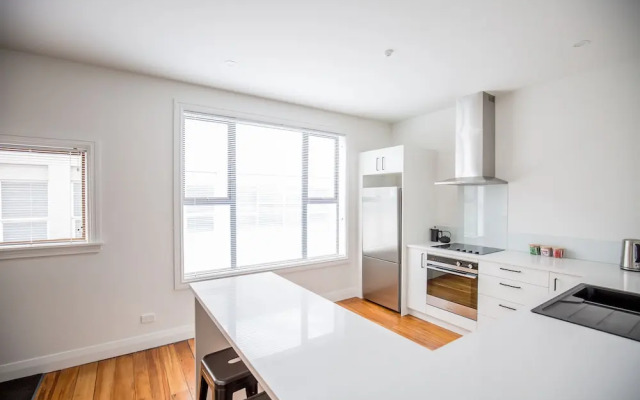 Provincial Apartment 2