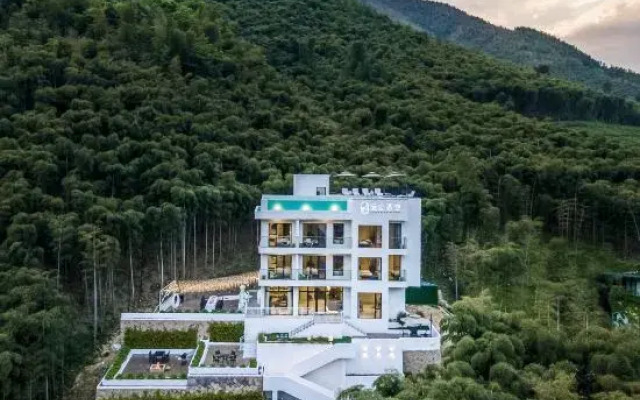 Yuanshan Xingkong Guesthouse