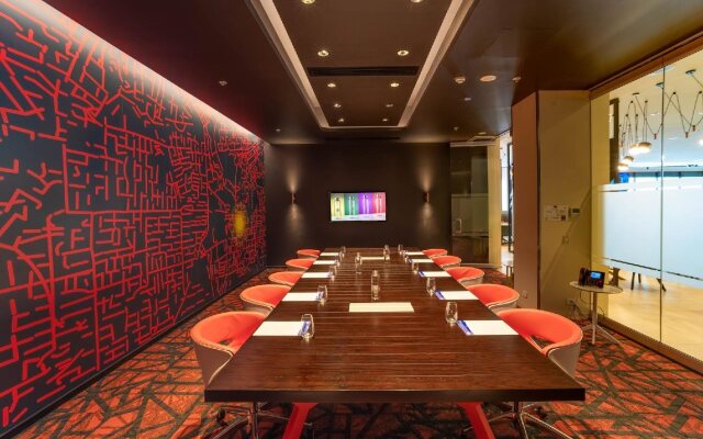 Holiday Inn Express Adelaide City Centre by IHG