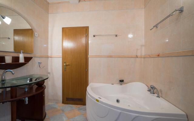 Apartments Zezelj