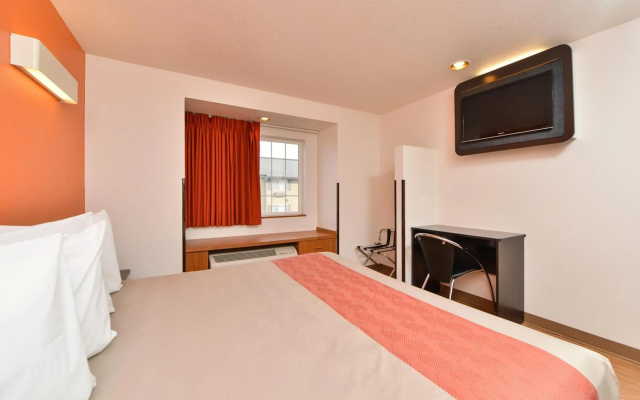 Motel 6 Meridian, ID - Boise W