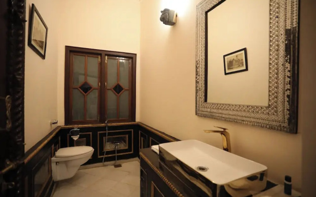 The Royal Retreat Resort & Spa