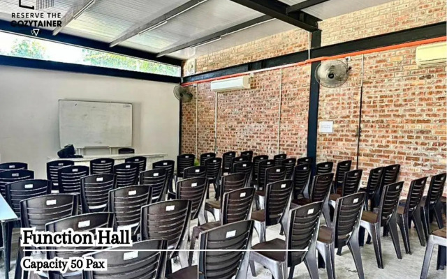 Reserve The Cozytainer