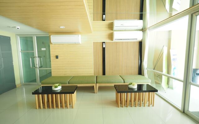Baan Koo Kiang by Monta