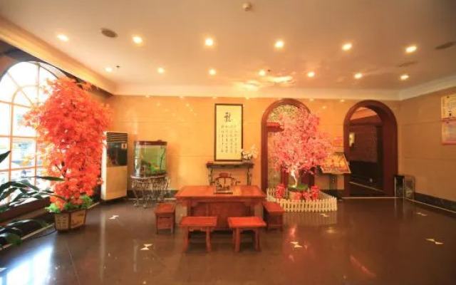 Century Holiday Hotel