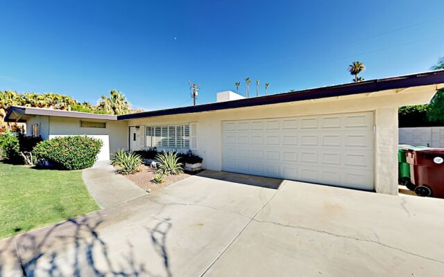 68571 J Street Home Mid-century 2 Bedrooms 2 Bathrooms Home