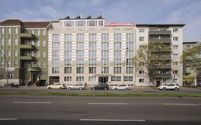 Two Hotel Berlin by Axel