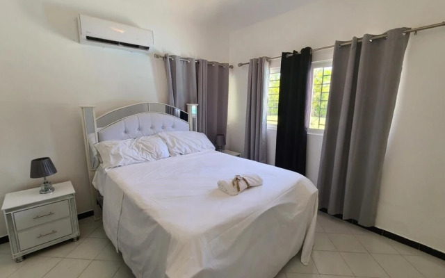 Spacious Private Villa Meters From the Beach