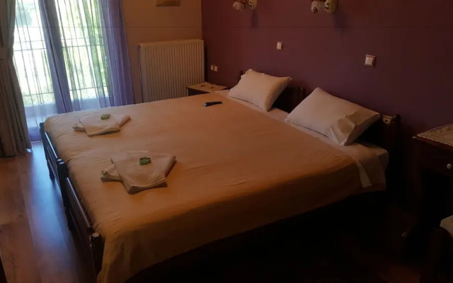 Kastania Guesthouse