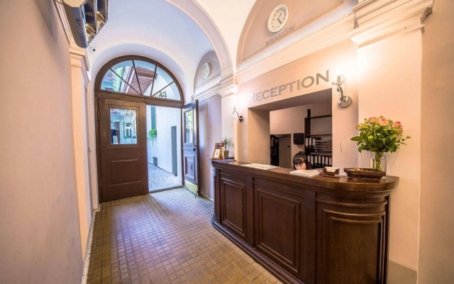 Aparthotel Old Town