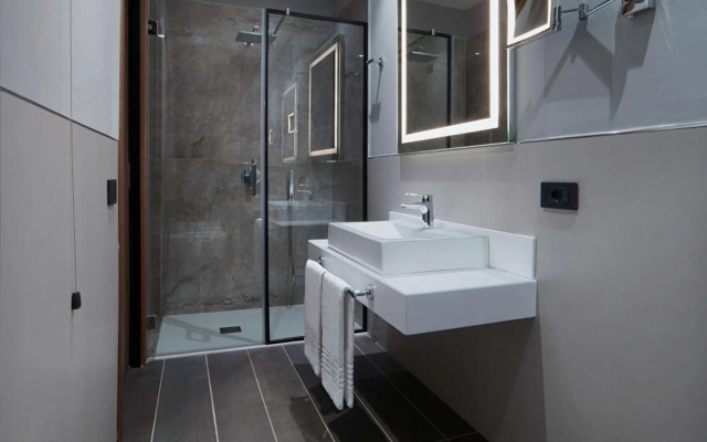 Radisson Hotel Nola Naples