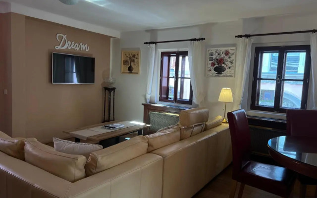 2-Floor Traditional Prague Apartment