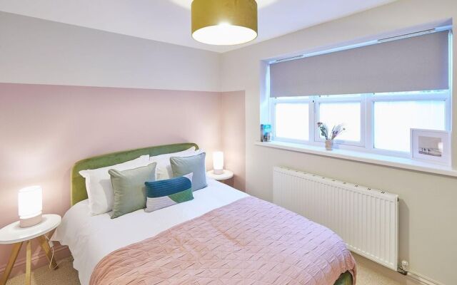 Host Stay Salty Seaview