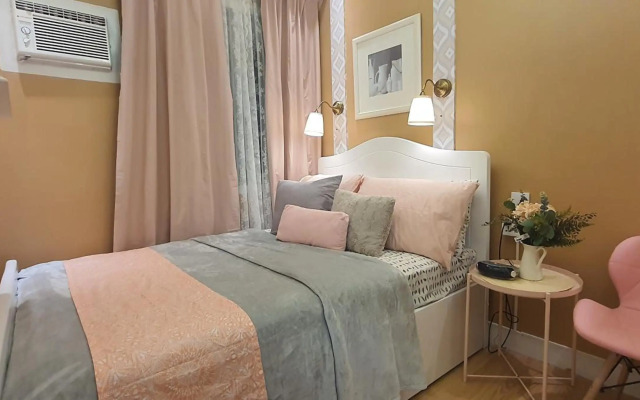 SMDC Trees Residences Tower 1 - 2BR Newly Renovated Staycation