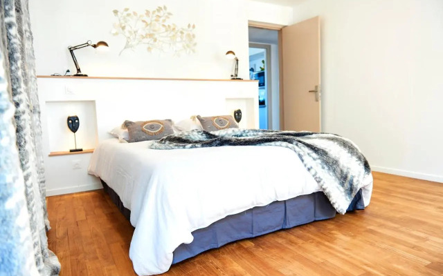 LA GARE centre ville 2 chambres 100m2 parking