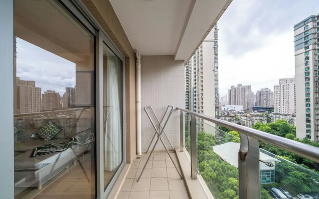 Tyms Modern 2BR 1BA Suite Xujiahui Malls