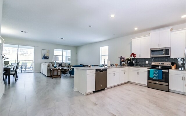 1594 Sandbagger Drive