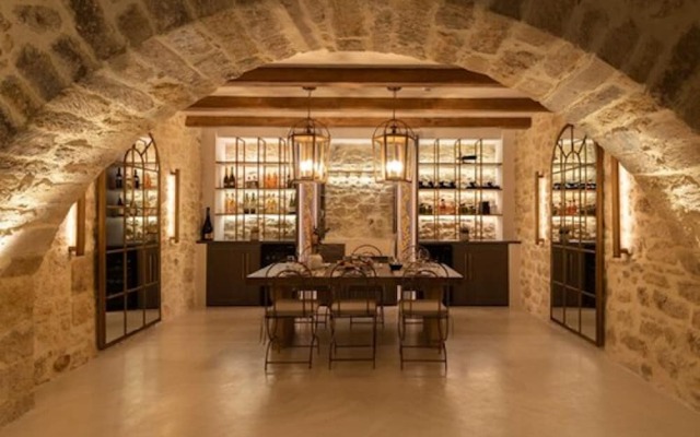 Inotropes Boutique Suites - Adults Only
