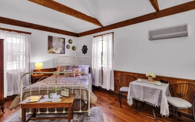 Osceola Mill Dining & Lodging