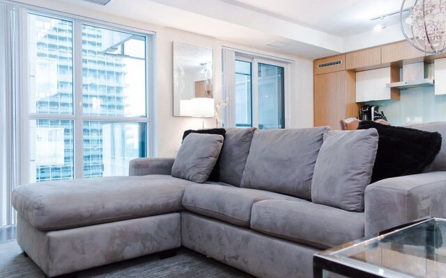 N2N Suites - Heart of the City - Downtown Suite offered by Short Term