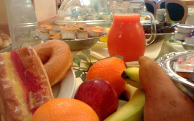 Massimi City Garden Hotel