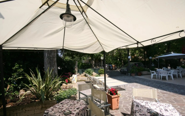 Hotel Sandra