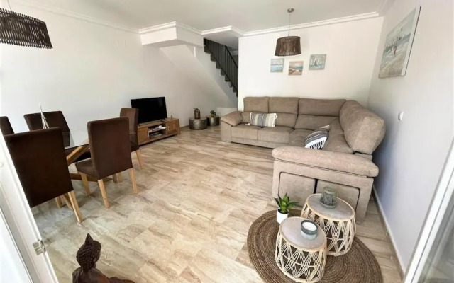Villa Libertad 10409