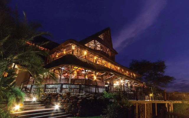 Victoria Falls Safari Lodge