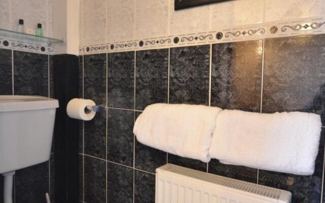 Dromhall Heights
