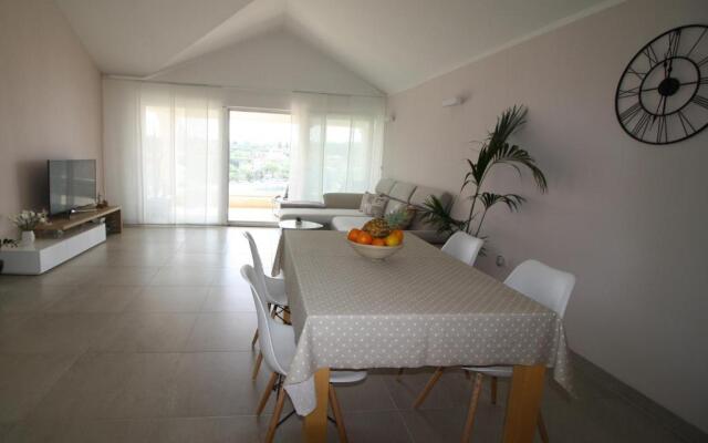 Apartments by the sea Sumartin, Brac - 18749