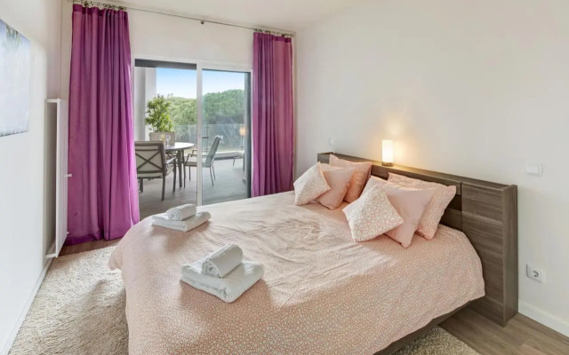 Luxurious T2 apartment, Olhos Dagua