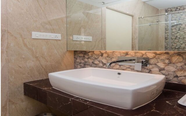 OYO 16718 Hotel Aditya Residency
