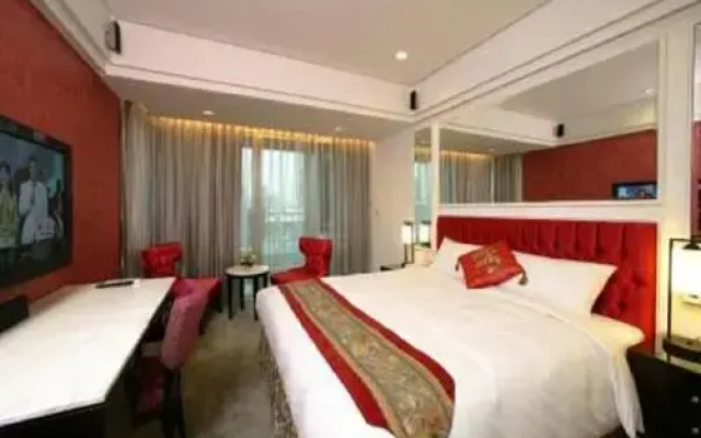 Bentley Park Suites