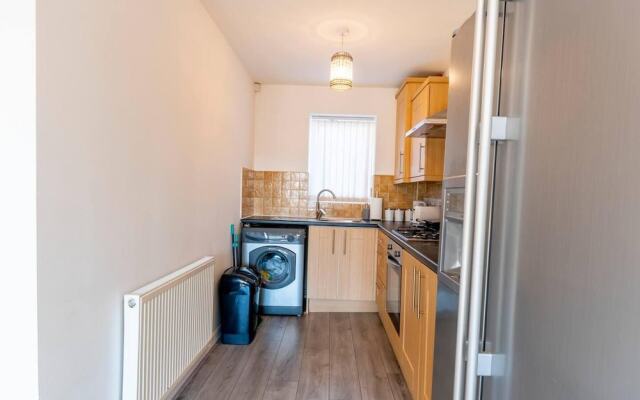 Entire House With 3 Bedrooms