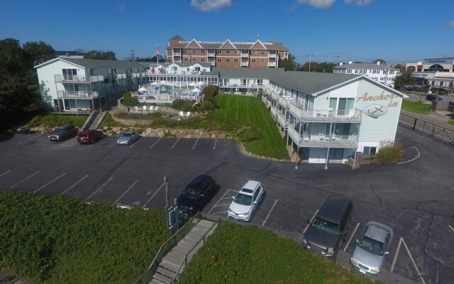 Anchor In Distinctive Waterfront Lodging