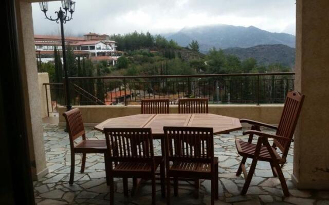 Agros Panoramic Villa