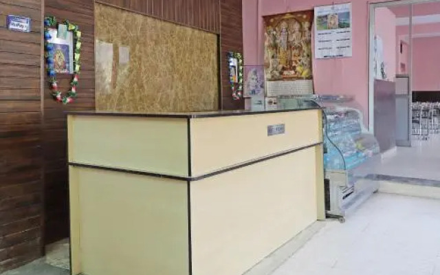 Oyo 24737 Shaivy Homestay And Saini Bhojnalay