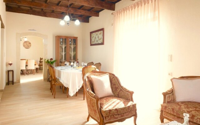 Villa Lucas