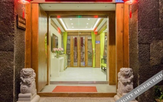 Yinman·Courtyard Yushe Life Aesthetics Designer B&B (Lijiang Old Town Sifang Street)