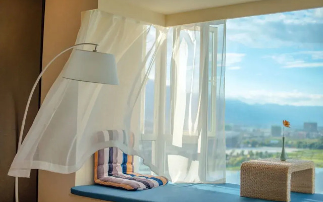 Skylini Seaview Holiday Inn-Dali