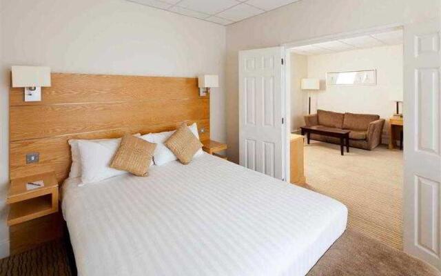 Mercure Hull Grange Park Hotel
