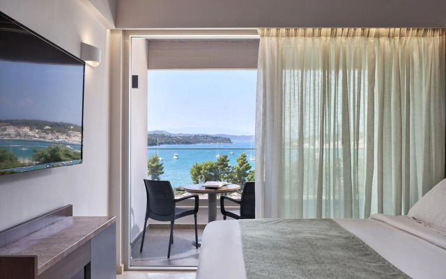 AKS Porto Heli