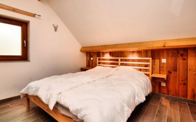 Luxurious Holiday Home in Beauraing with Sauna