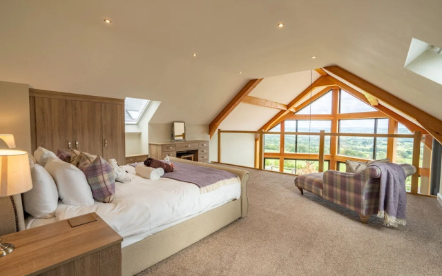 Valley View Lodge Sleeps 8 With Hot Tub